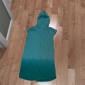 very cute for girls 8-12, very comfortable, easy to slip on and off